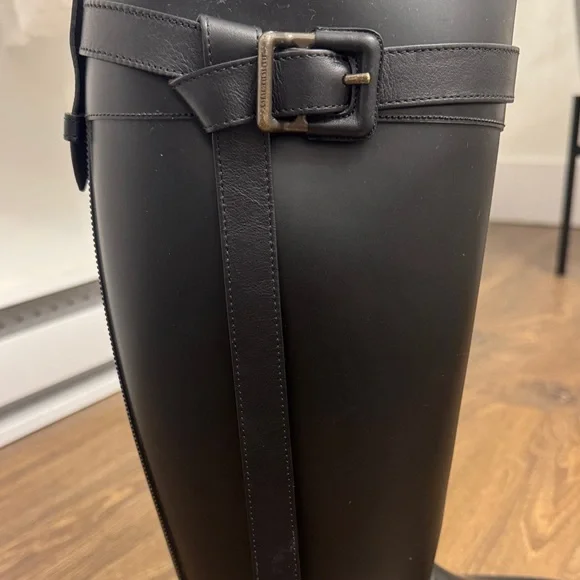 Burberry Women's Black equestrian rain boots with leather straps - Picture 2 of 10
